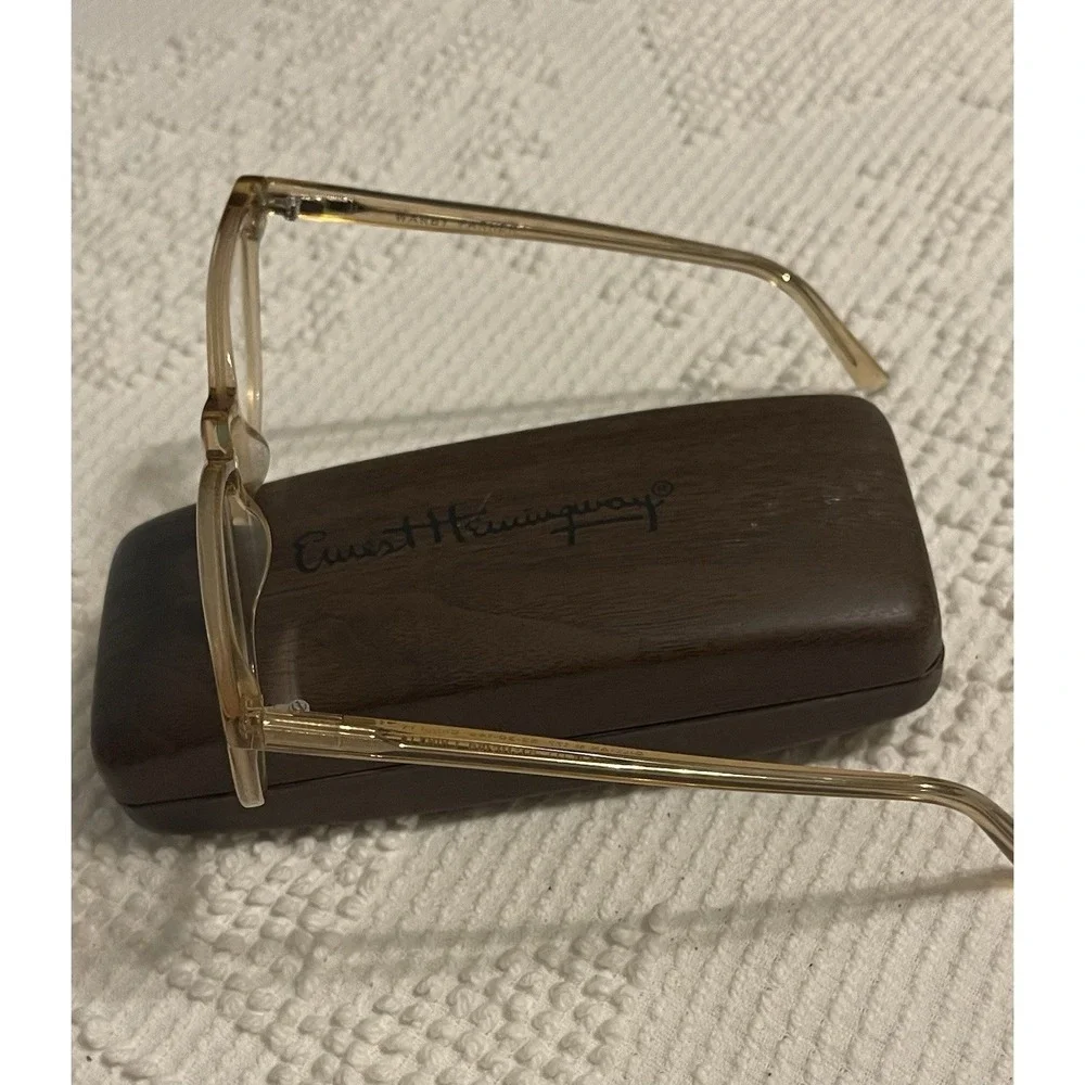 Warby Parker Eyewear Gillian M177 Transparent Glasses Crystal Beige W/ Case